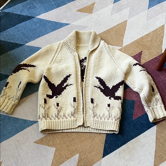Sweaters - Cream Knit Zip-Front Cardigan with Black Bird Motif